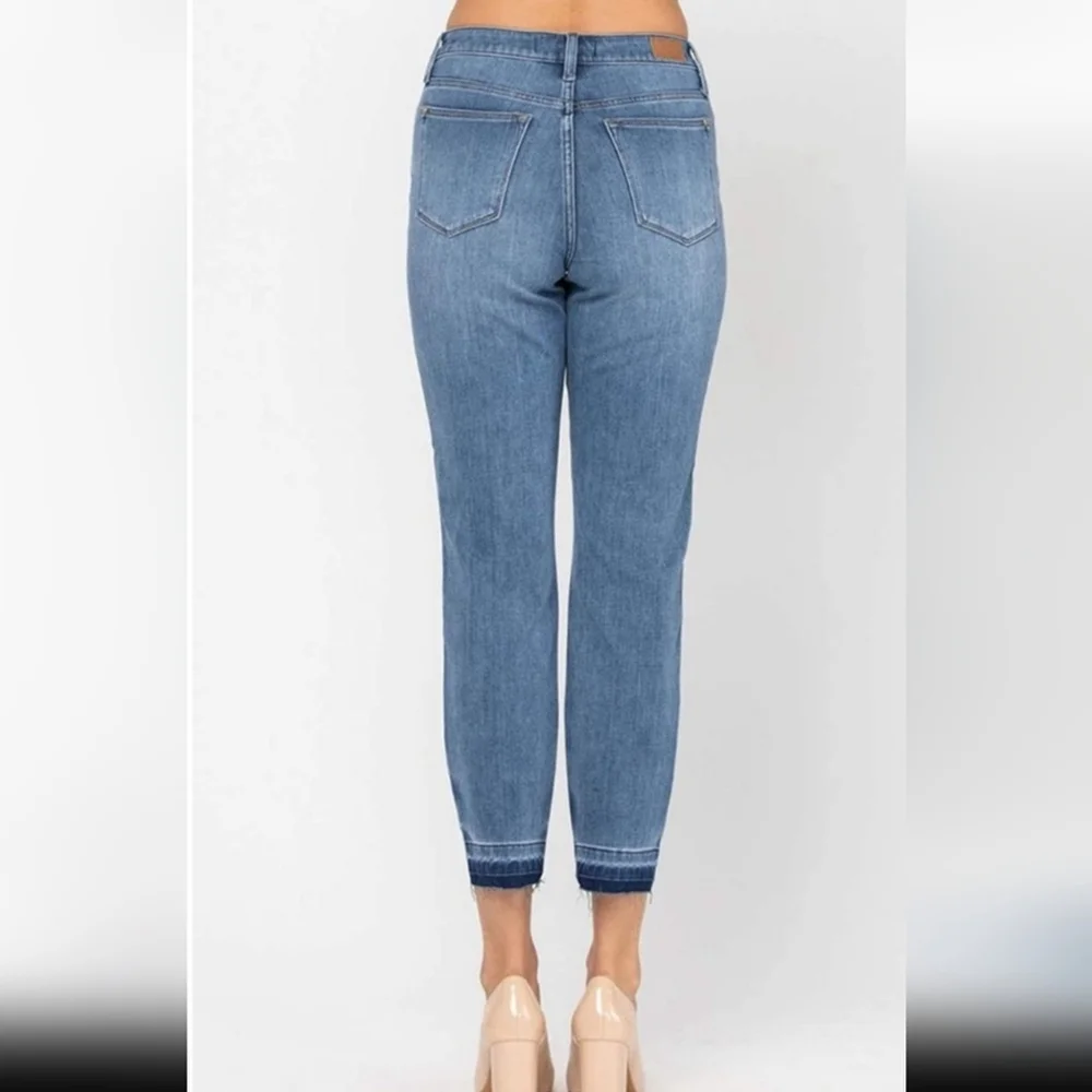 Judy Blue High Waist Boyfriend Jeans Thermadenim Undone Hem Womens size 15/32‎